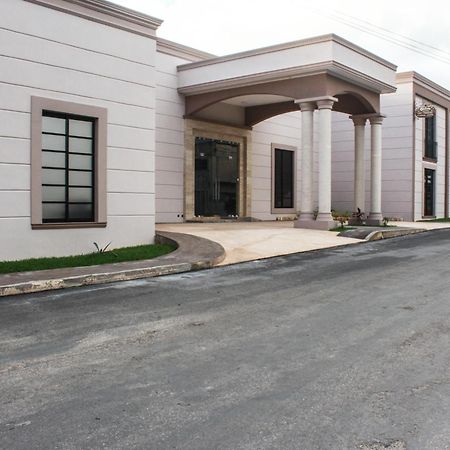 Hotel Los Frailes, Valladolid, Yucatan Валядолид Екстериор снимка