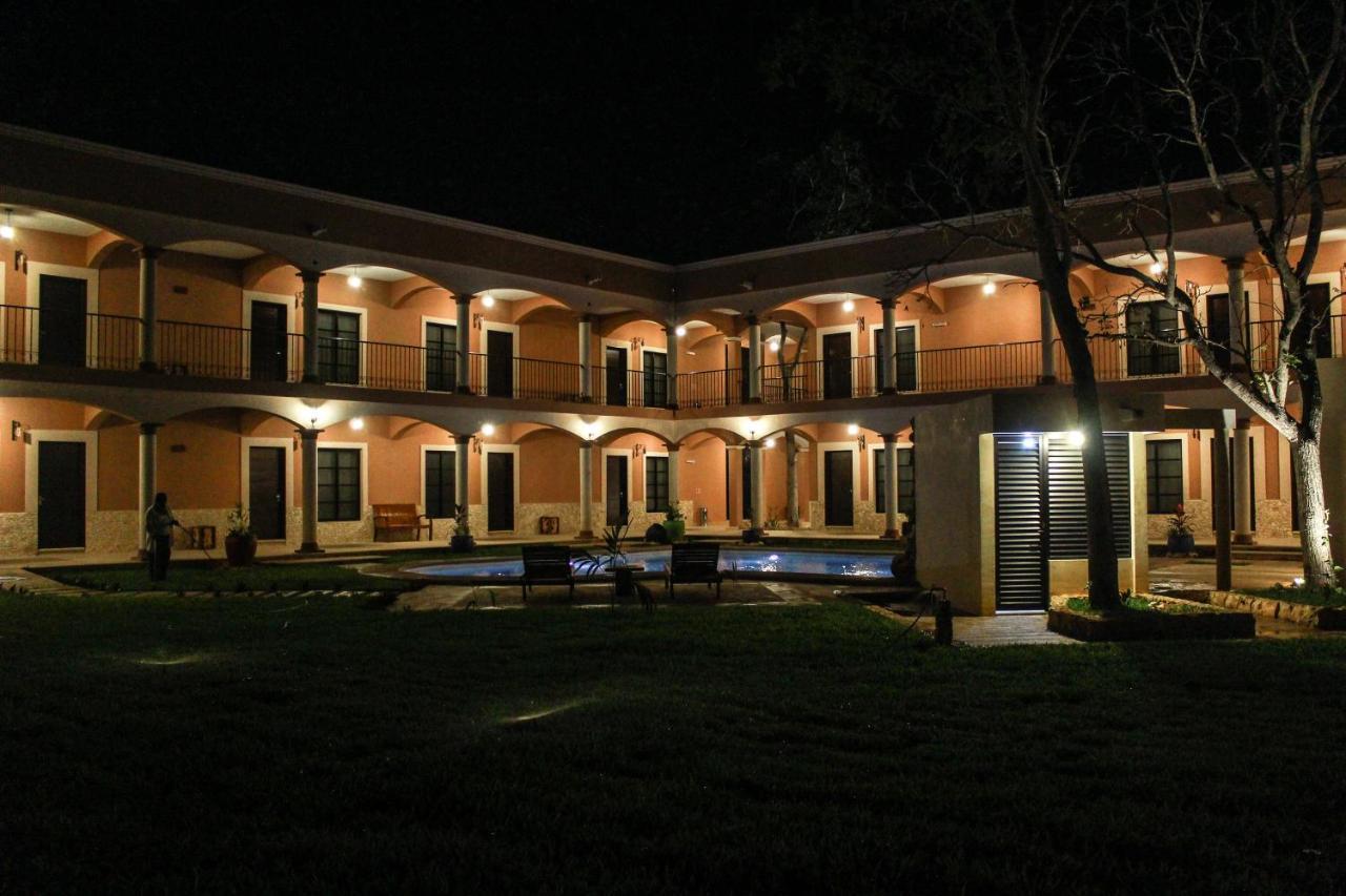 Hotel Los Frailes, Valladolid, Yucatan Валядолид Екстериор снимка