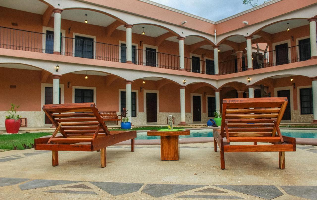 Hotel Los Frailes, Valladolid, Yucatan Валядолид Екстериор снимка