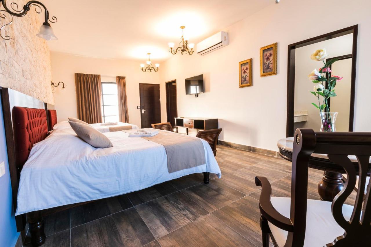 Hotel Los Frailes, Valladolid, Yucatan Валядолид Екстериор снимка